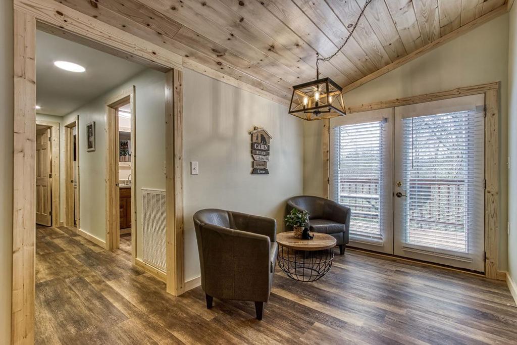 Whispering Winds, Hot Tub, Game Room, Wifi, 1089 Free Tickets Each Paid Day, Dollywood And More Gatlinburg Dış mekan fotoğraf