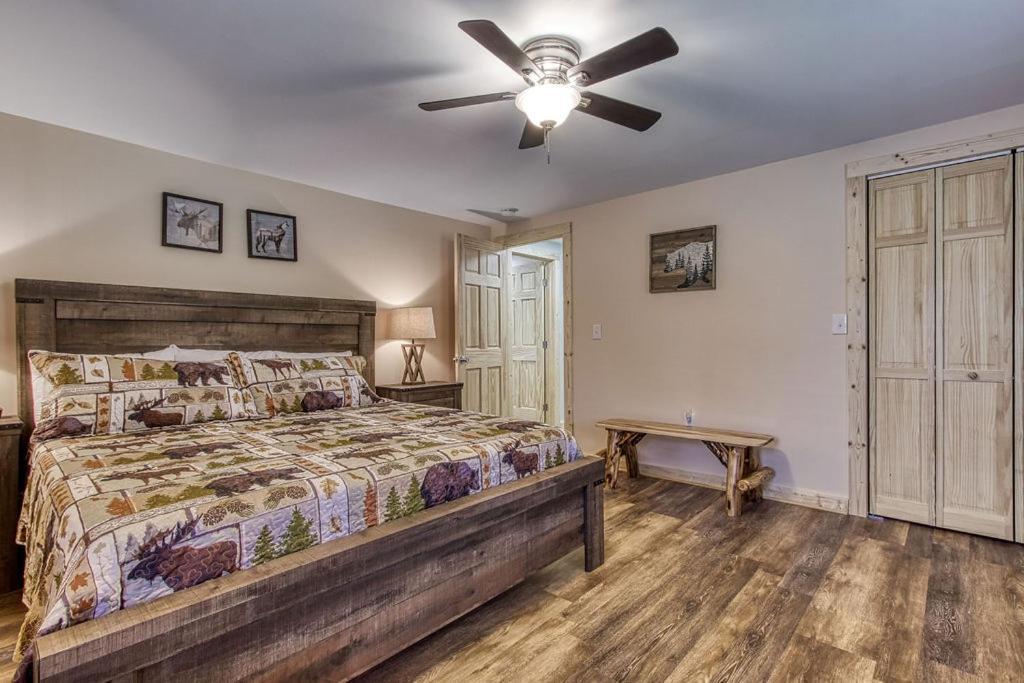 Whispering Winds, Hot Tub, Game Room, Wifi, 1089 Free Tickets Each Paid Day, Dollywood And More Gatlinburg Dış mekan fotoğraf