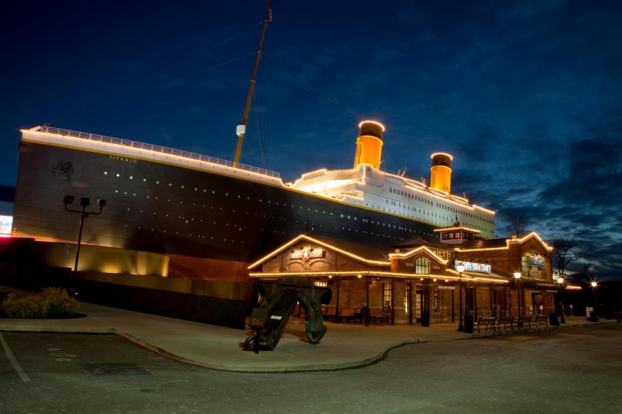 Whispering Winds, Hot Tub, Game Room, Wifi, 1089 Free Tickets Each Paid Day, Dollywood And More Gatlinburg Dış mekan fotoğraf