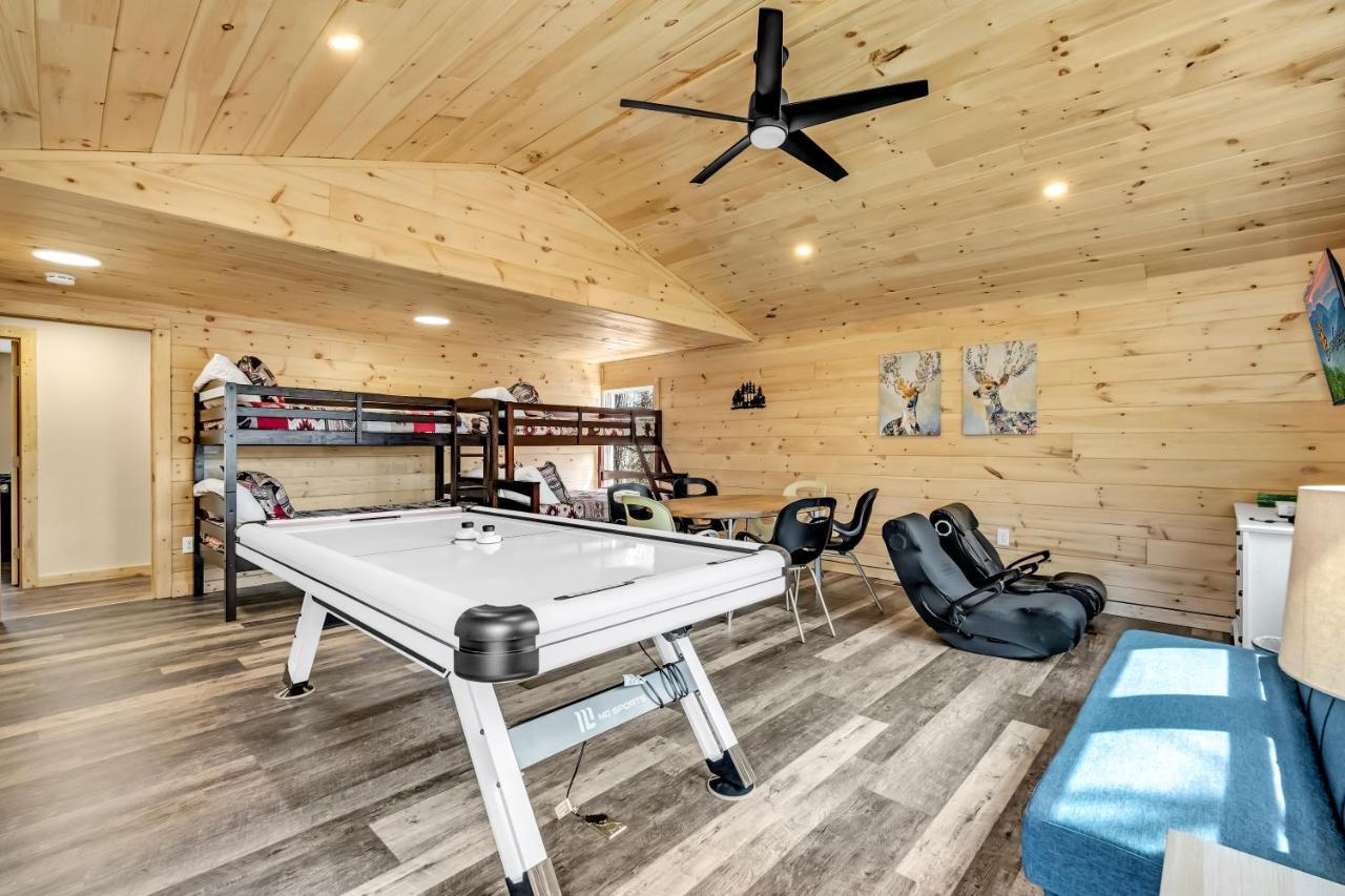 Whispering Winds, Hot Tub, Game Room, Wifi, 1089 Free Tickets Each Paid Day, Dollywood And More Gatlinburg Dış mekan fotoğraf