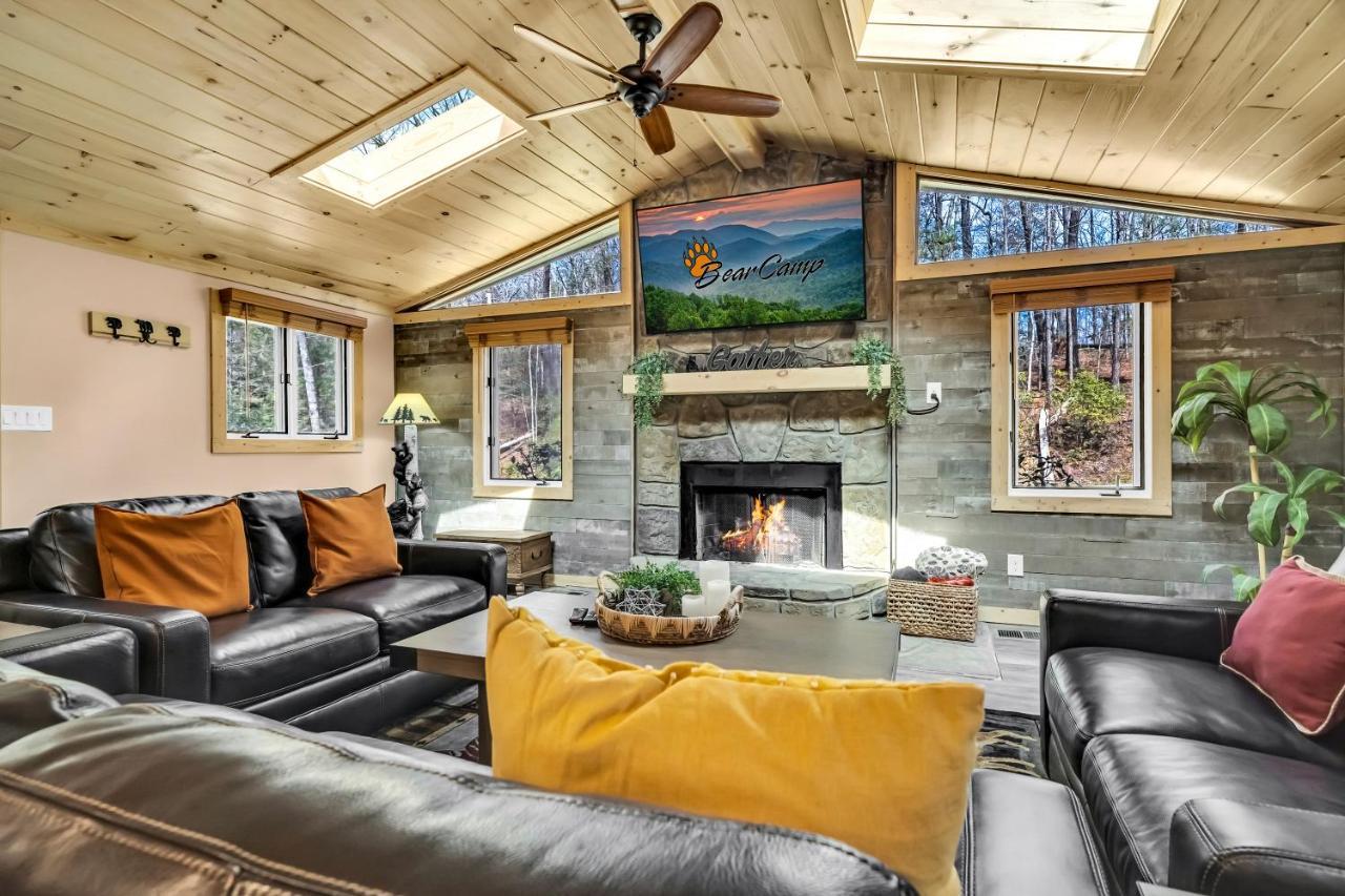 Whispering Winds, Hot Tub, Game Room, Wifi, 1089 Free Tickets Each Paid Day, Dollywood And More Gatlinburg Dış mekan fotoğraf