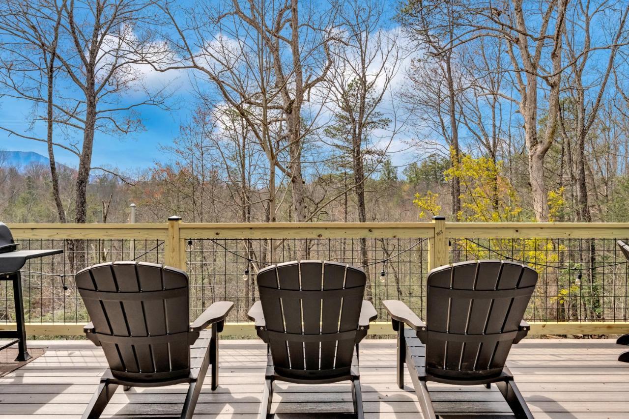 Whispering Winds, Hot Tub, Game Room, Wifi, 1089 Free Tickets Each Paid Day, Dollywood And More Gatlinburg Dış mekan fotoğraf